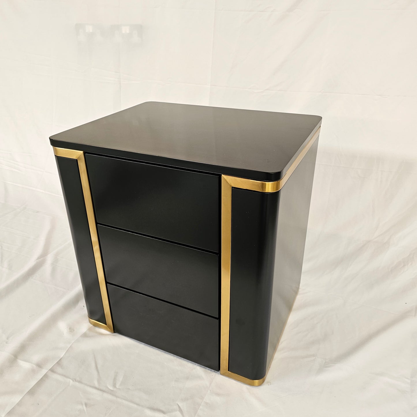 3 Drawer Modern Bedside Table Press to Open Solid Wood Gold Stainless Steel (White, Black)